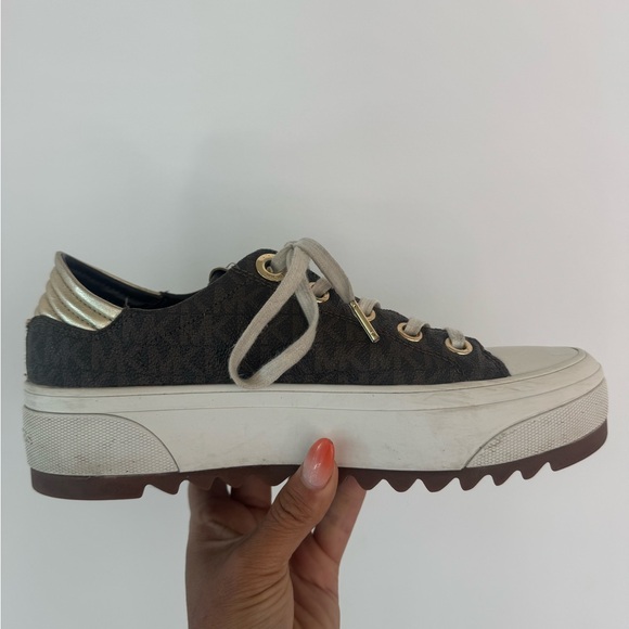 Michael kors pre-loved sneakers logo sneakers size 7 - Picture 7 of 8